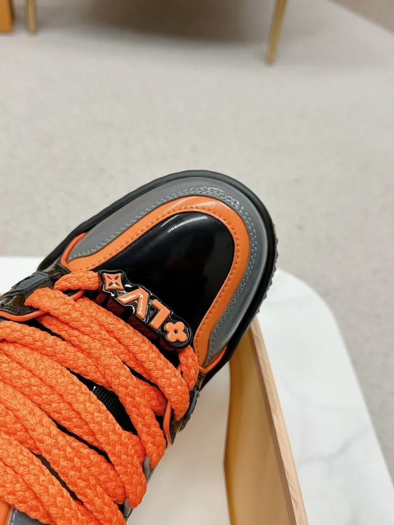 Louis Vuitton Trainer Sneaker FashionForward 31713
