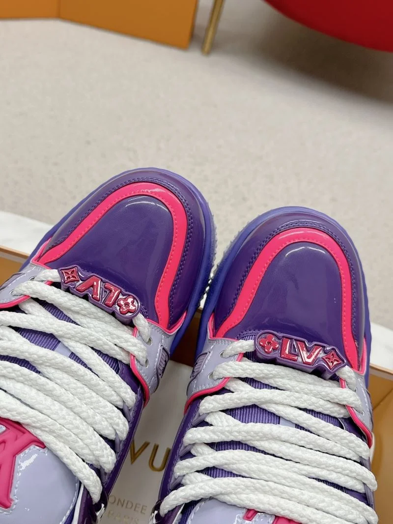 Louis Vuitton Trainer Sneaker Functional 31717
