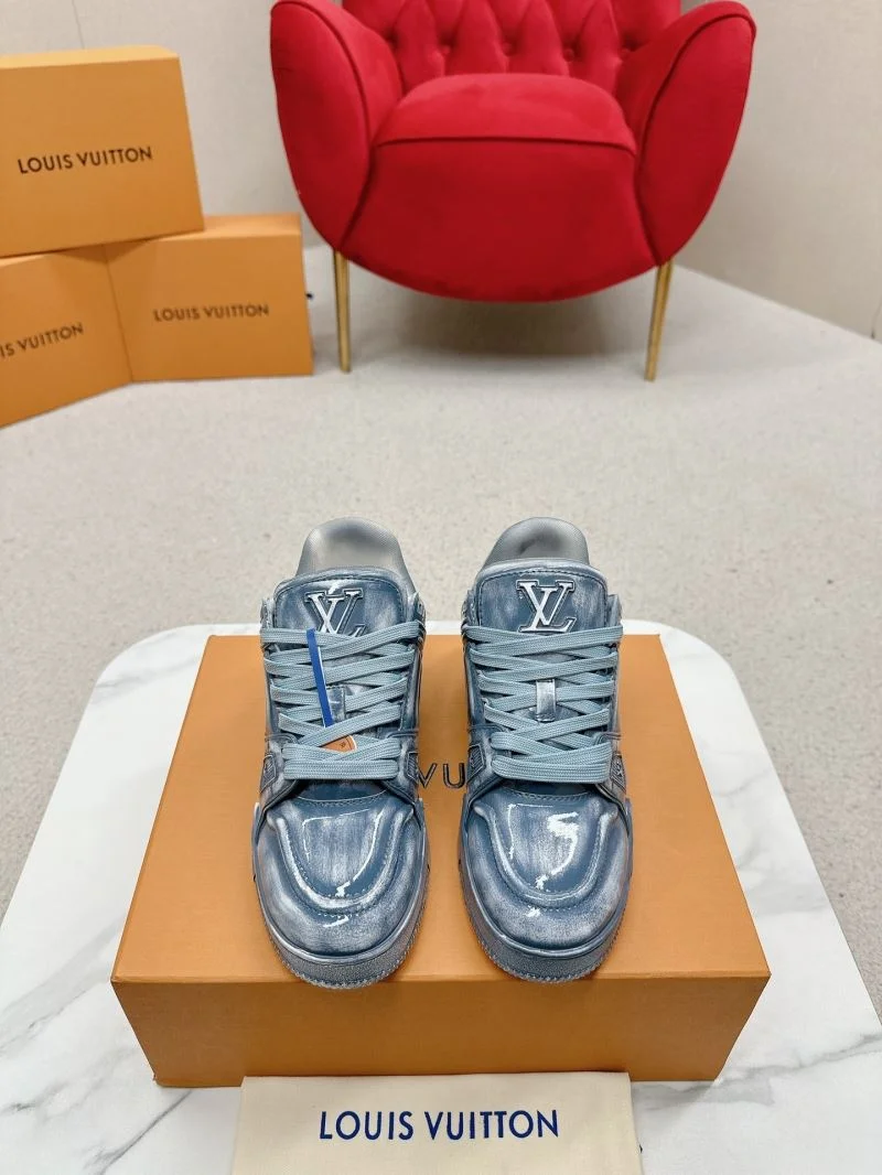 Louis Vuitton Trainer Sneaker Fashionable 31691