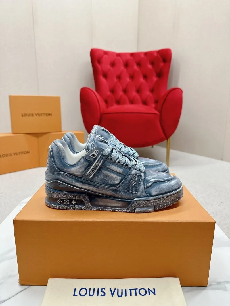 Louis Vuitton Trainer Sneaker Fashionable 31691