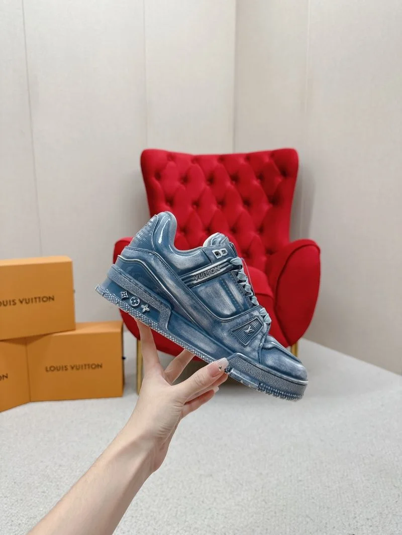 Louis Vuitton Trainer Sneaker Fashionable 31691