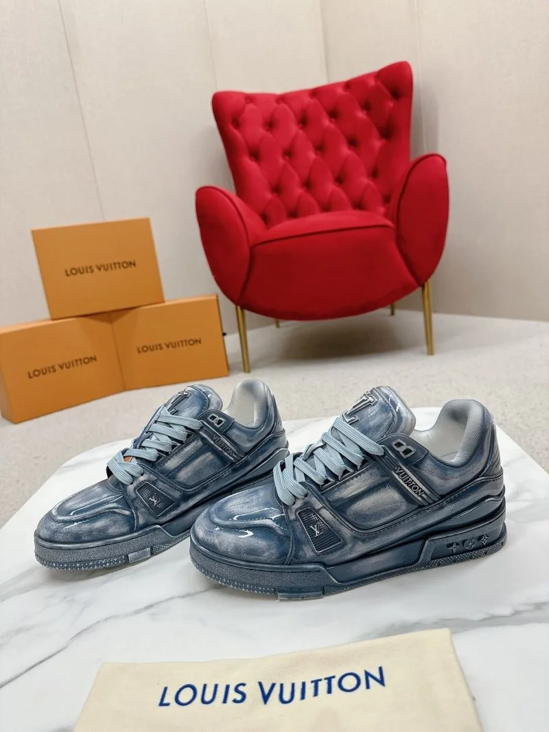 Louis Vuitton Trainer Sneaker Fashionable 31691
