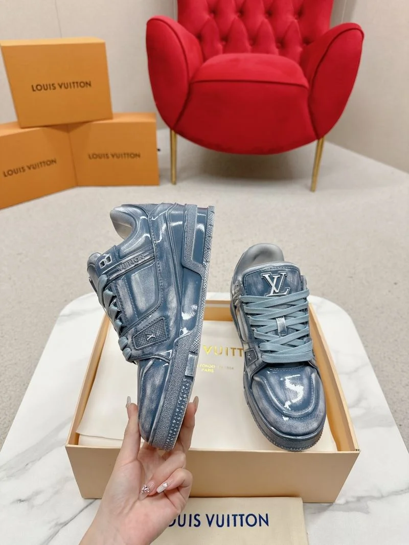 Louis Vuitton Trainer Sneaker Fashionable 31691