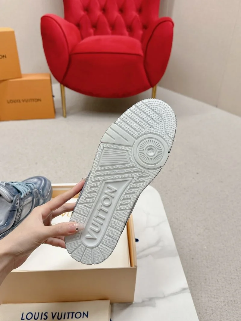 Louis Vuitton Trainer Sneaker Fashionable 31691