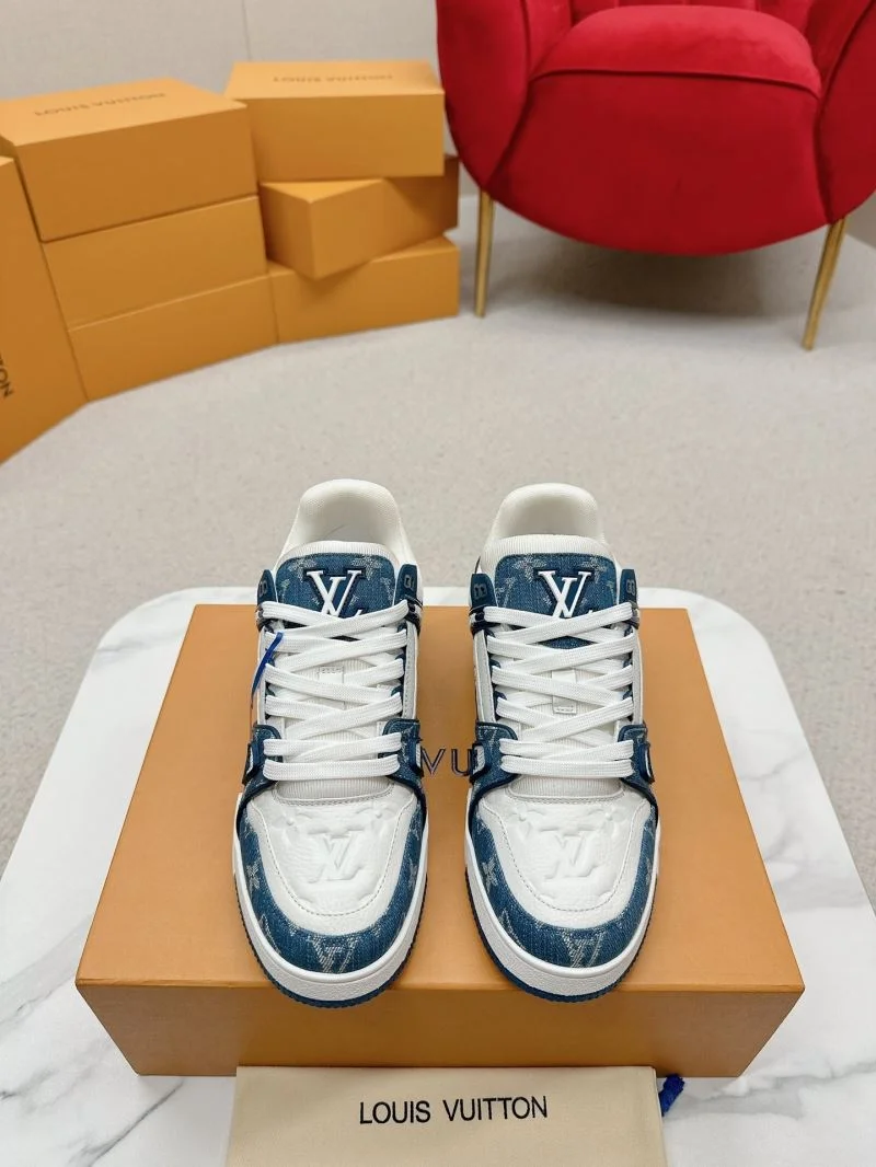 Comfortable Louis Vuitton Trainer Sneaker 31704