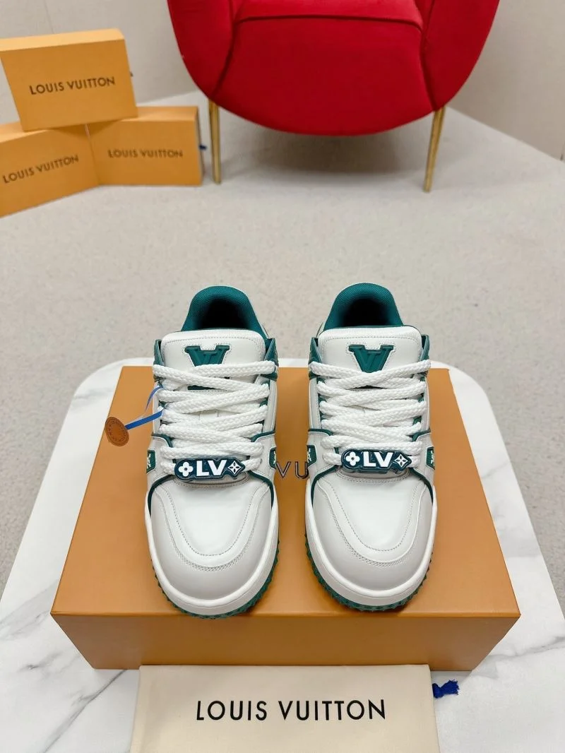 Louis Vuitton Trainer Sneaker Sleek 31703