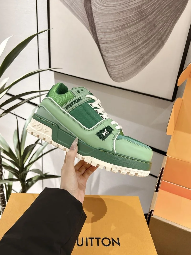 Resilient Louis Vuitton Trainer Sneaker 31692