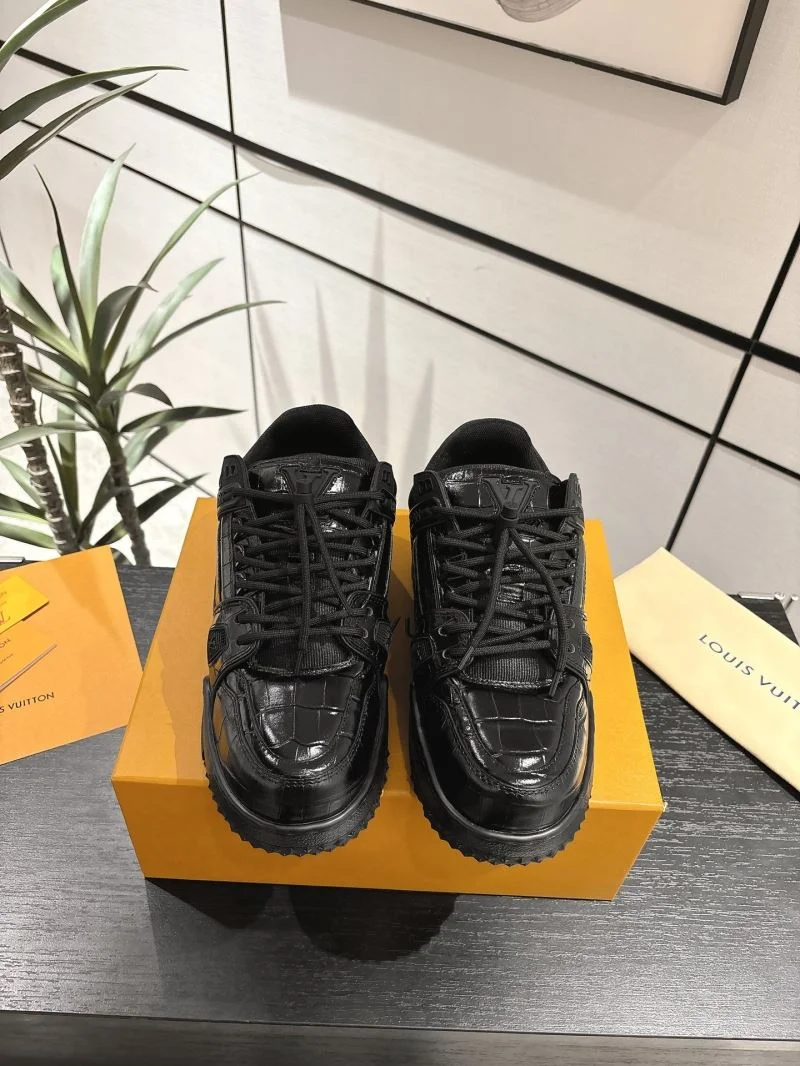 Louis Vuitton Trainer Sneaker Unique 31678