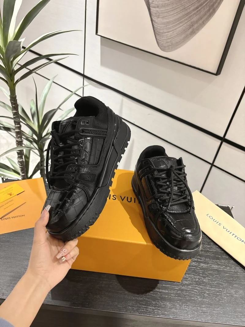 Louis Vuitton Trainer Sneaker Unique 31678