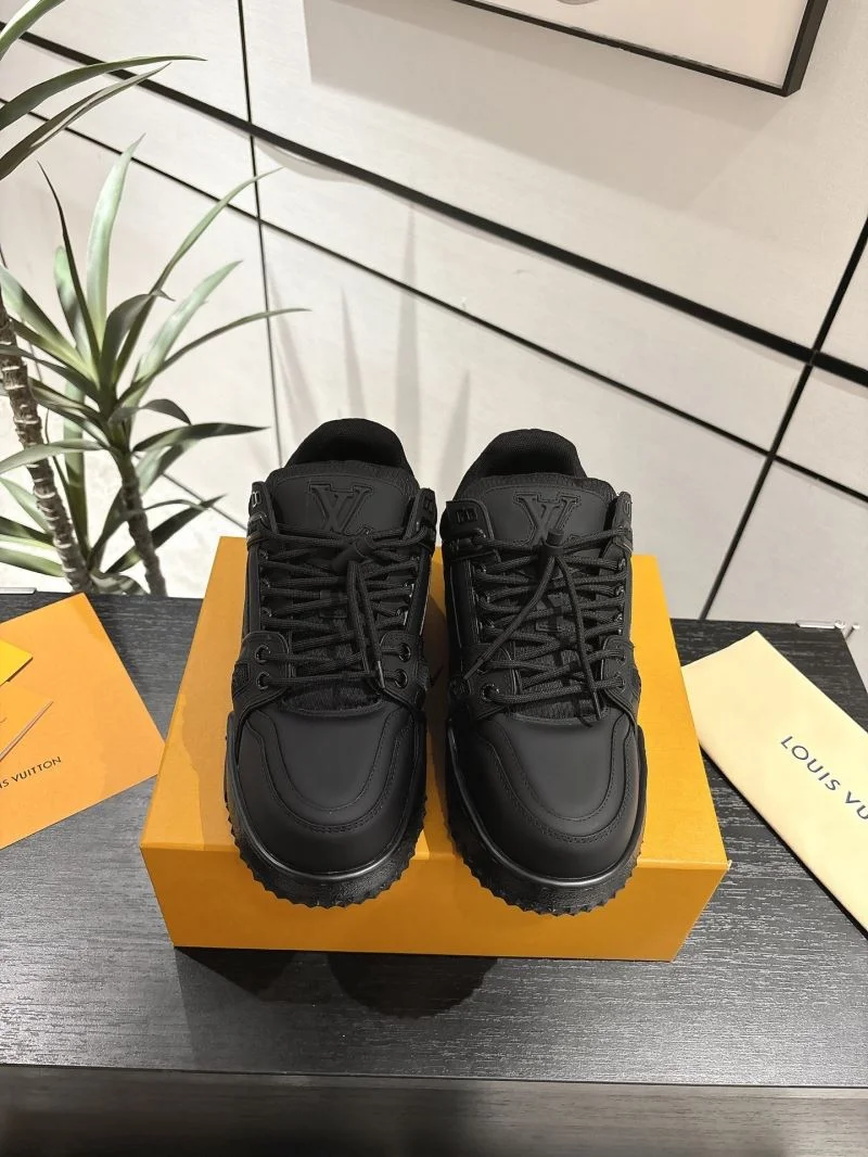 Louis Vuitton Trainer Sneaker Stretchable 31670