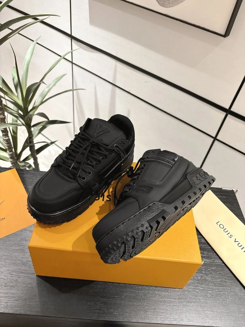 Louis Vuitton Trainer Sneaker Stretchable 31670