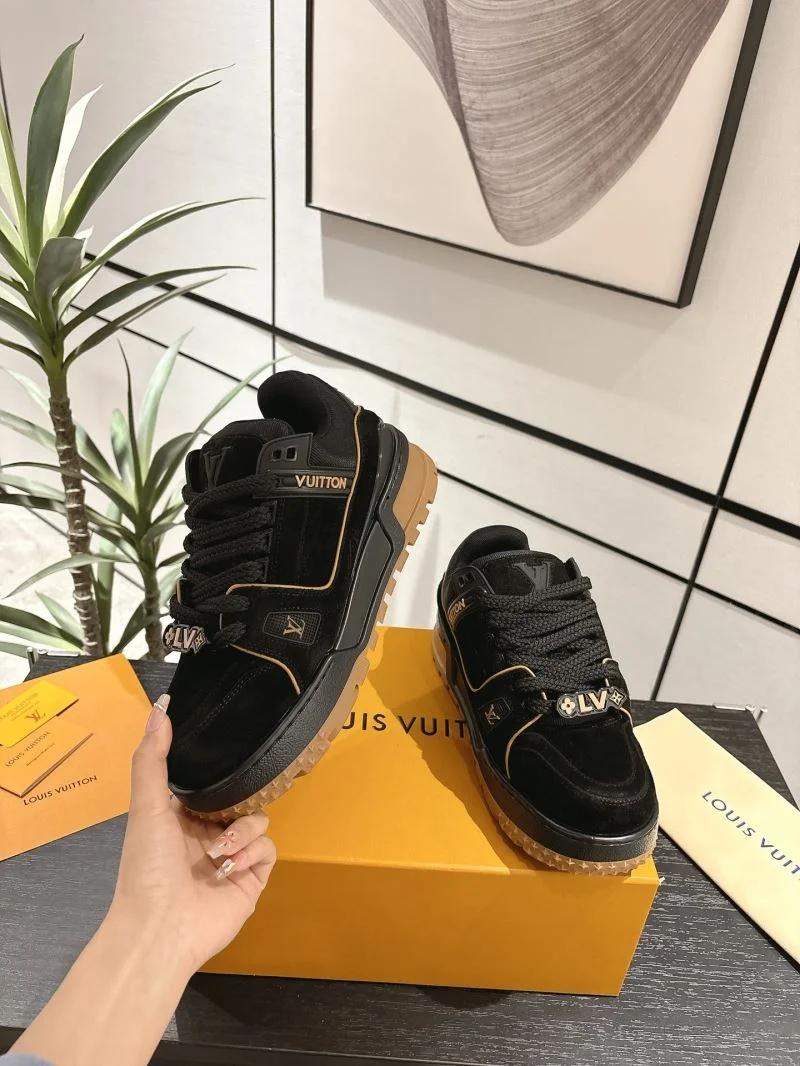 Reliable Louis Vuitton Trainer Sneaker 31677