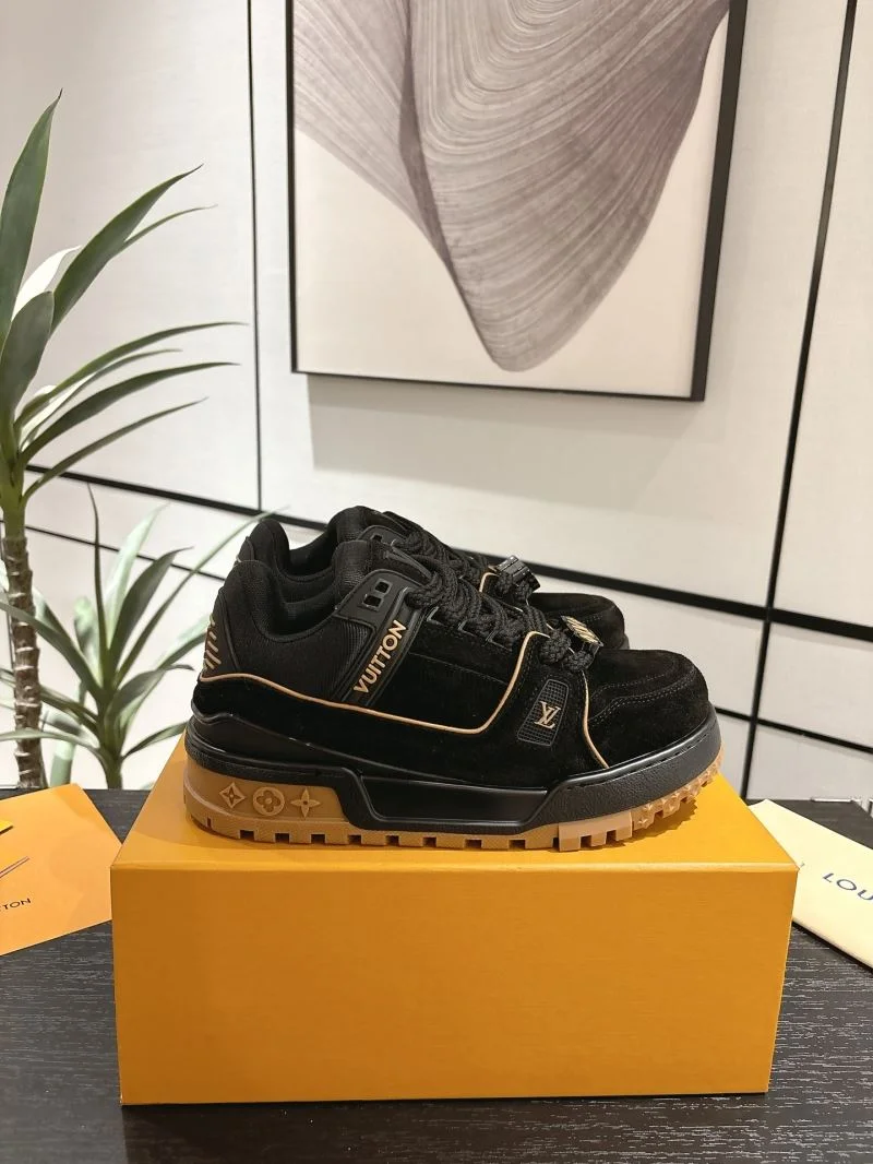 Reliable Louis Vuitton Trainer Sneaker 31677