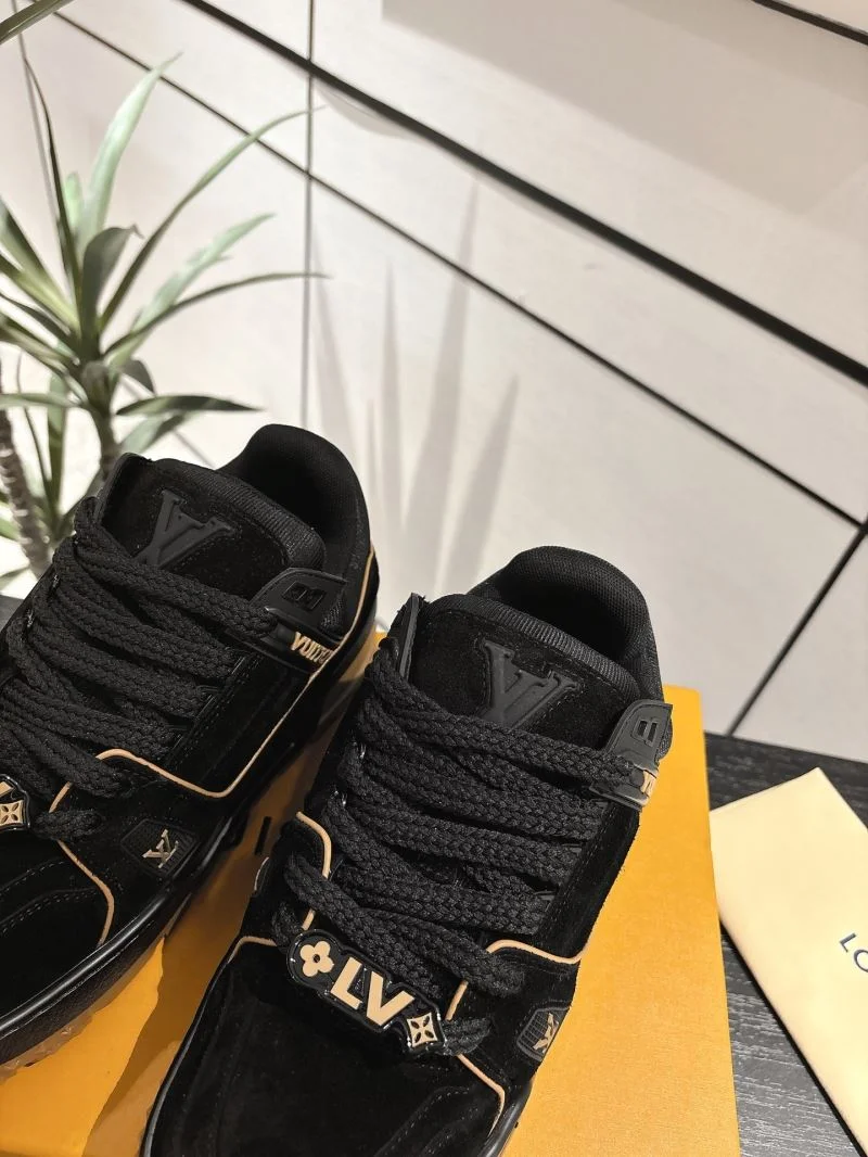 Reliable Louis Vuitton Trainer Sneaker 31677