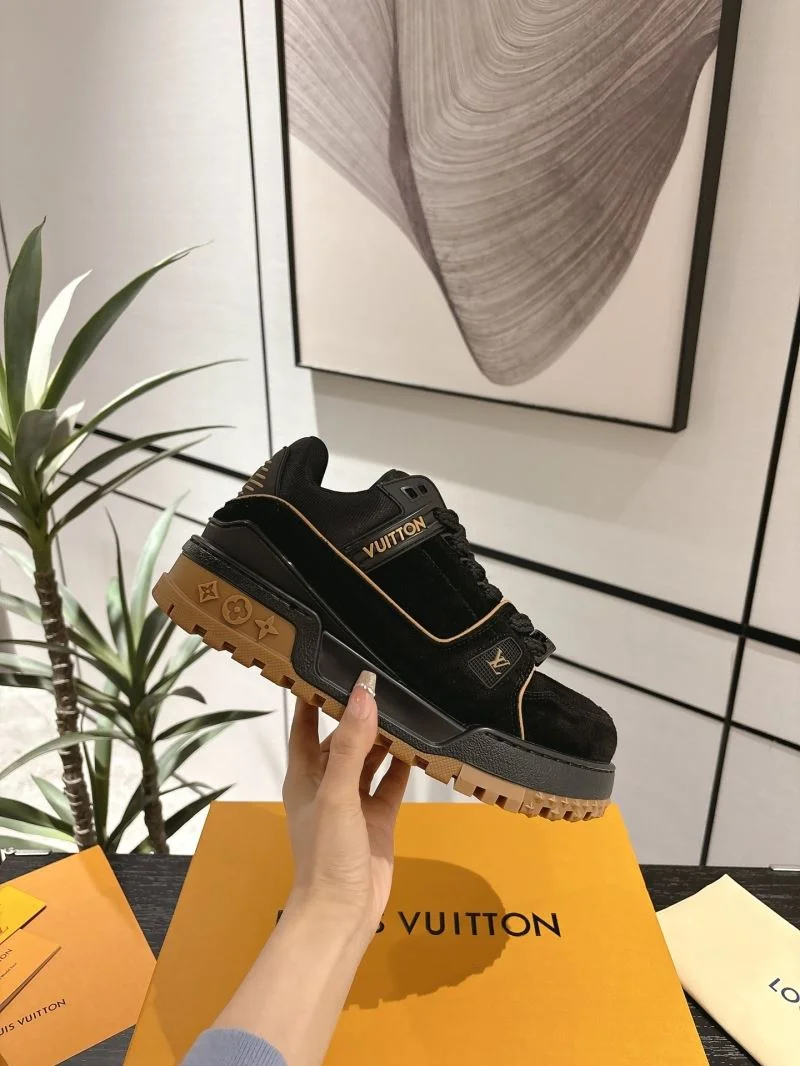 Reliable Louis Vuitton Trainer Sneaker 31677