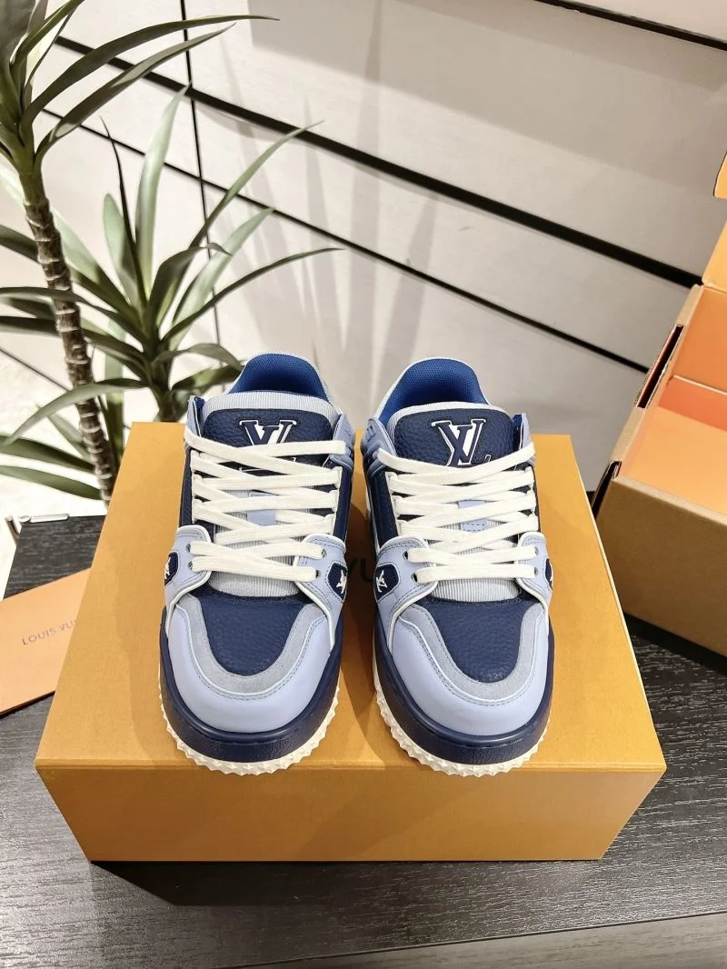 Louis Vuitton Trainer Sneaker Snug 31673