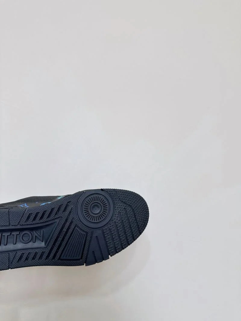 Louis Vuitton Trainer Sneaker SportInspired 31674