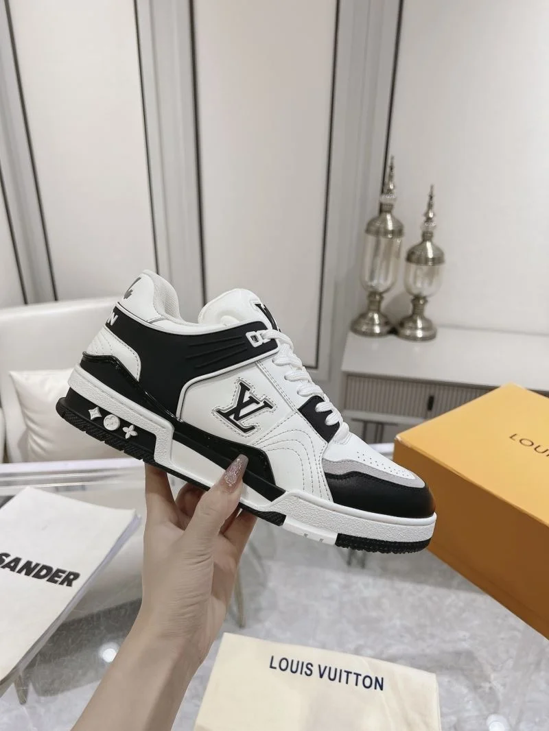 Louis Vuitton Trainer Sneaker UrbanStyle 31655