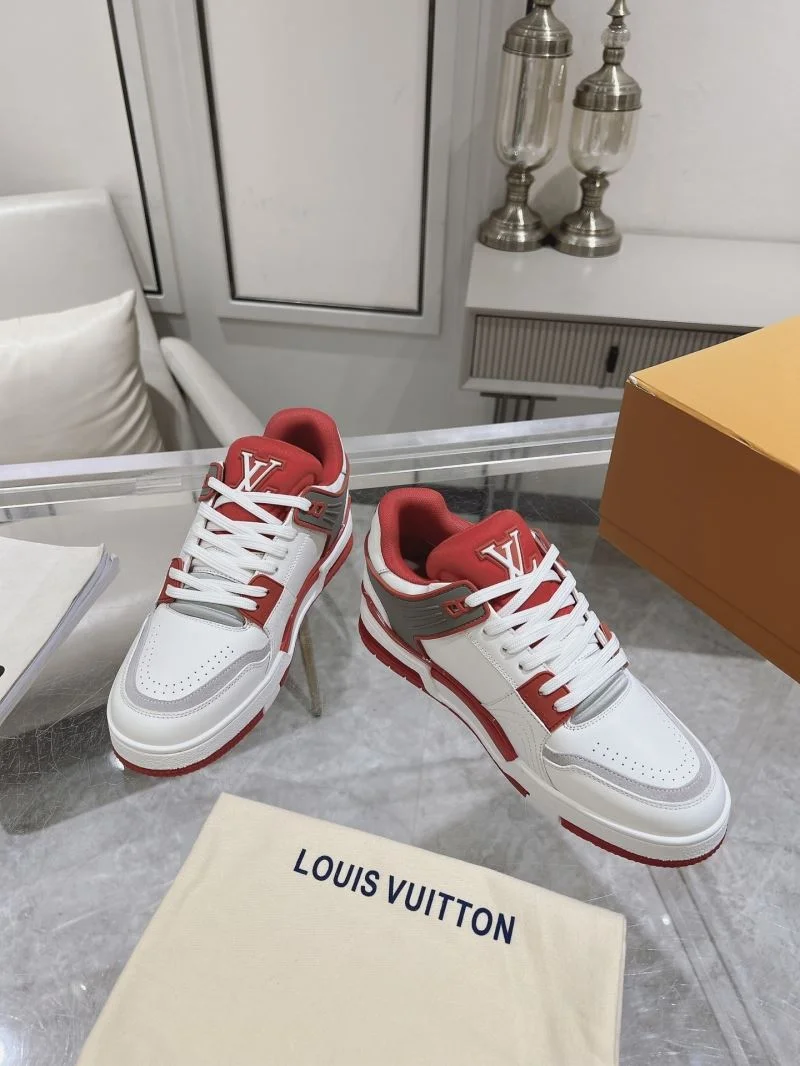 Functional Louis Vuitton Trainer Sneaker 31656