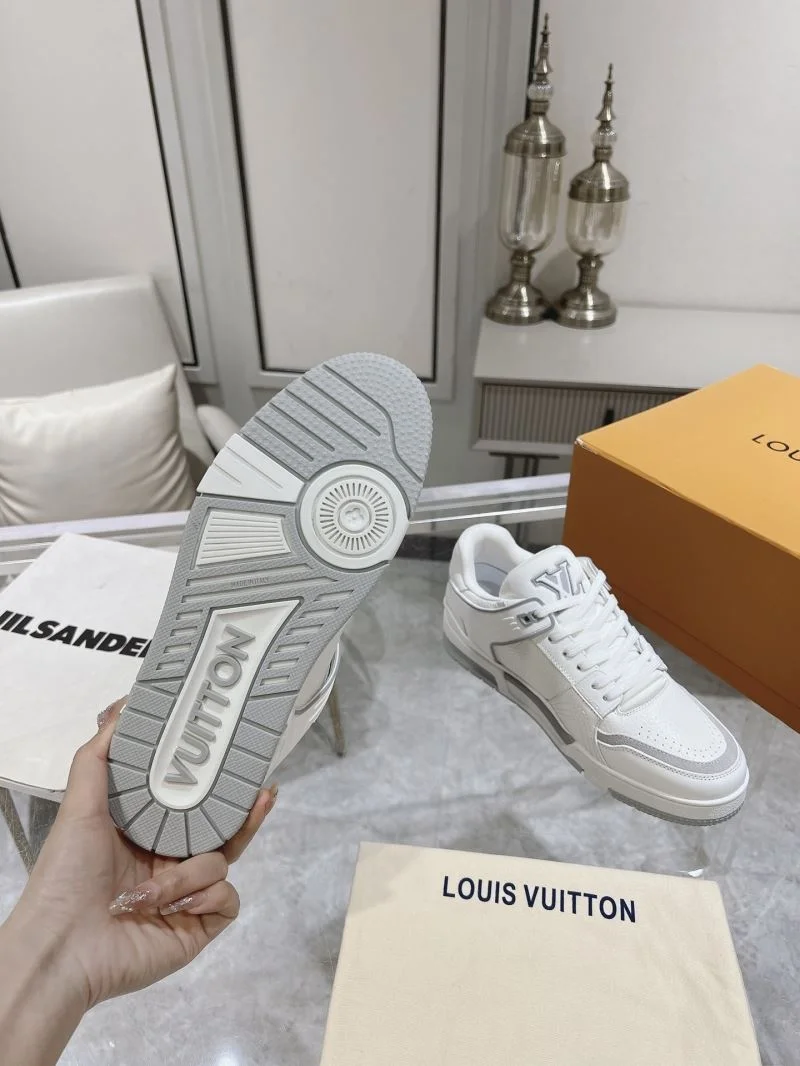 Louis Vuitton Trainer Sneaker GoodFit 31671