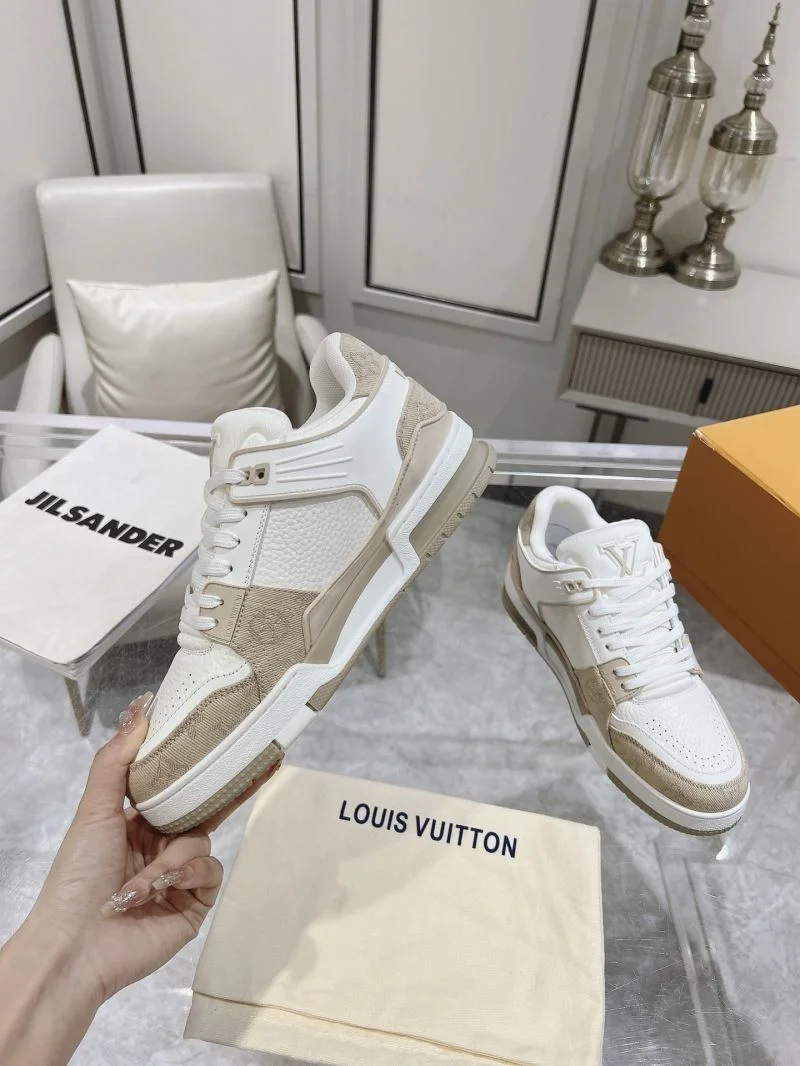 Louis Vuitton Trainer Sneaker Affordable 31653