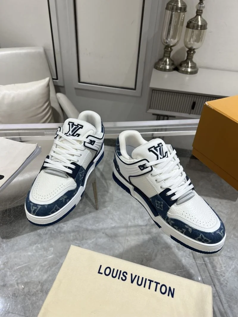 Louis Vuitton Trainer Sneaker Breathable 31652