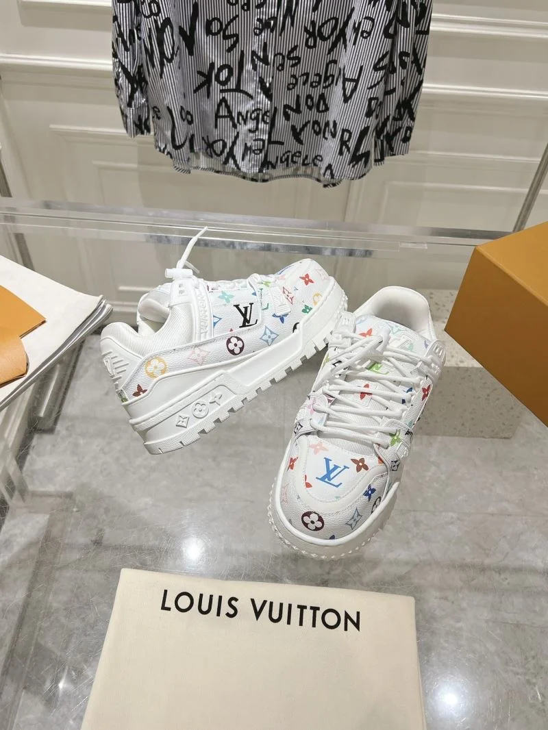 Louis Vuitton Trainer Sneaker Durable 31663