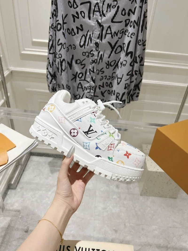 Louis Vuitton Trainer Sneaker Durable 31663
