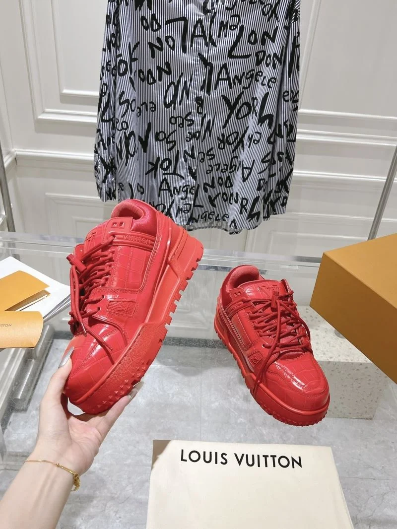 Comfortable Louis Vuitton Trainer Sneaker 31662