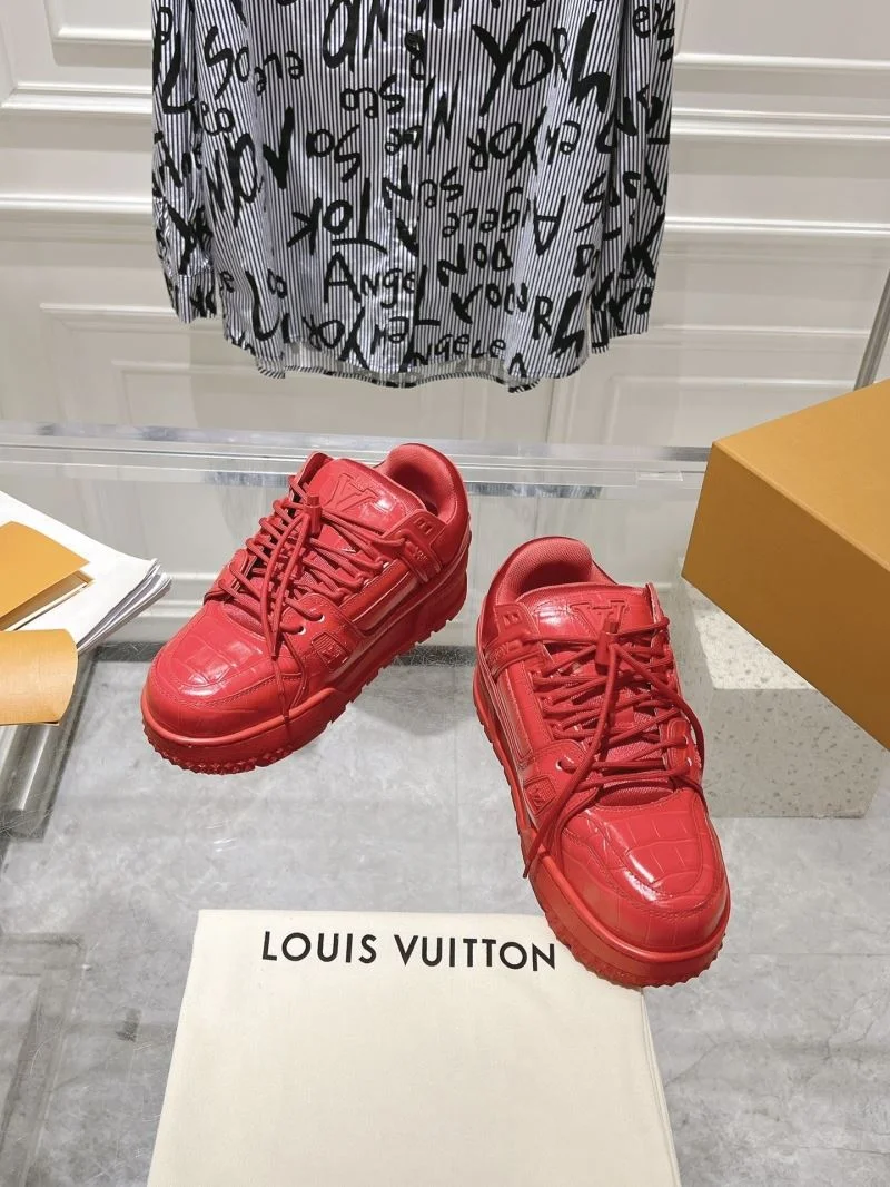 Comfortable Louis Vuitton Trainer Sneaker 31662