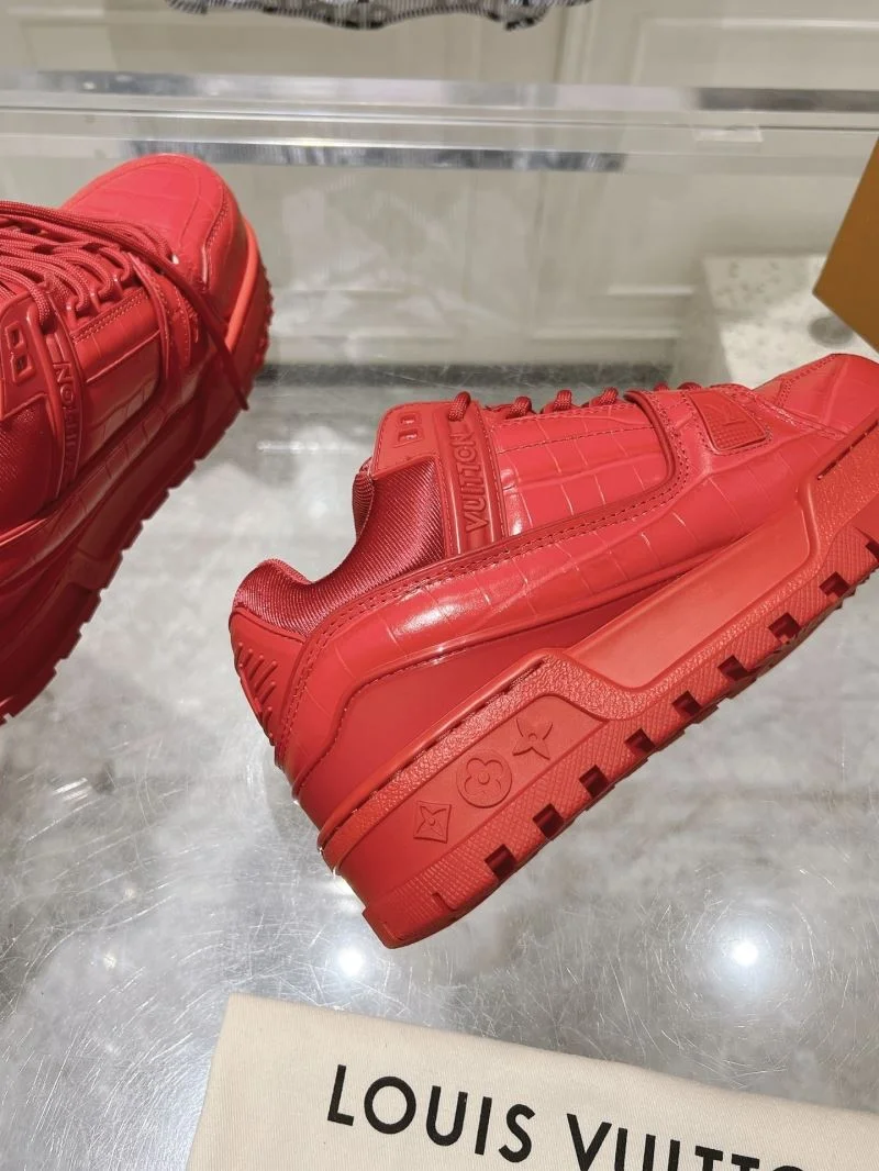 Comfortable Louis Vuitton Trainer Sneaker 31662
