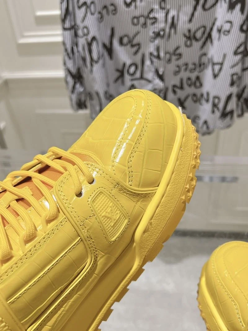 Sophisticated Louis Vuitton Trainer Sneaker 31660