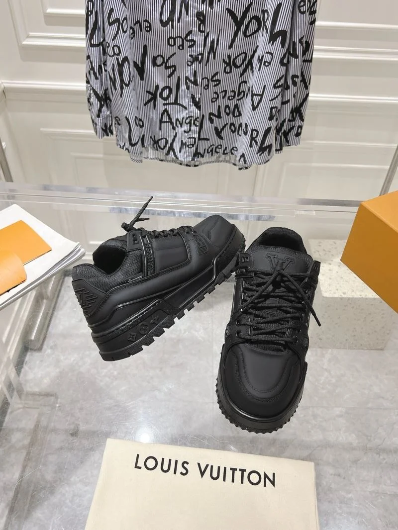 Louis Vuitton Trainer Sneaker SoftTouch 31658