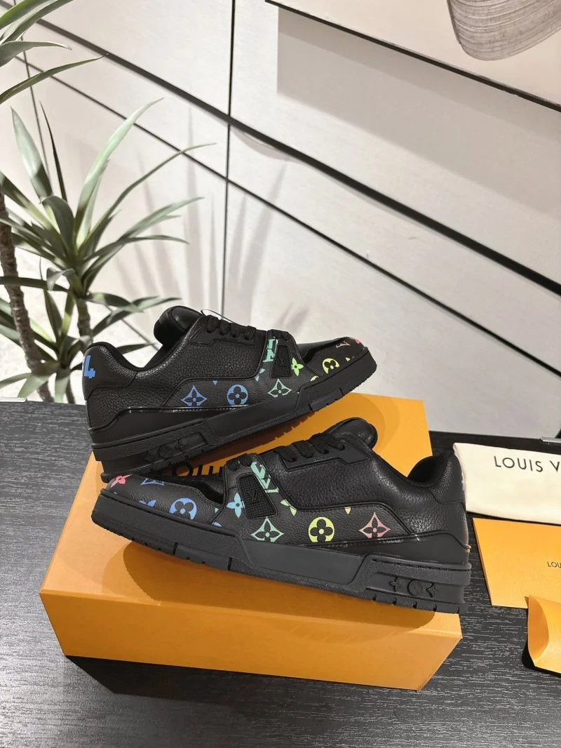 Affordable Louis Vuitton Trainer Sneaker 31666