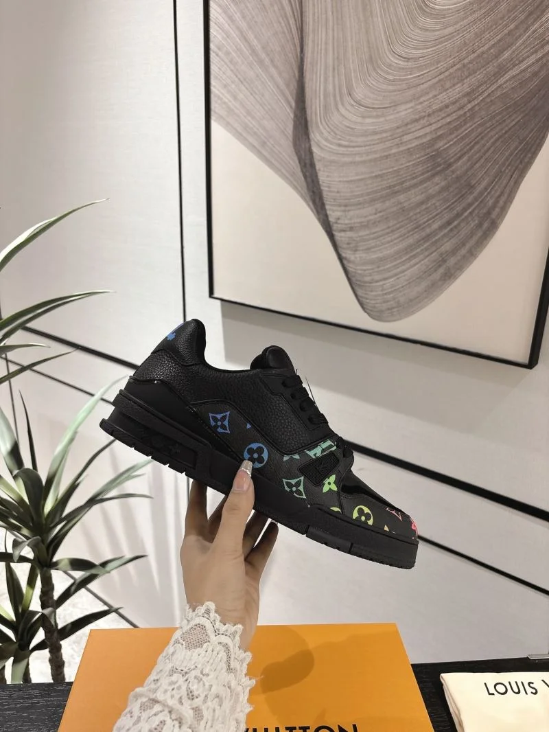 Affordable Louis Vuitton Trainer Sneaker 31666