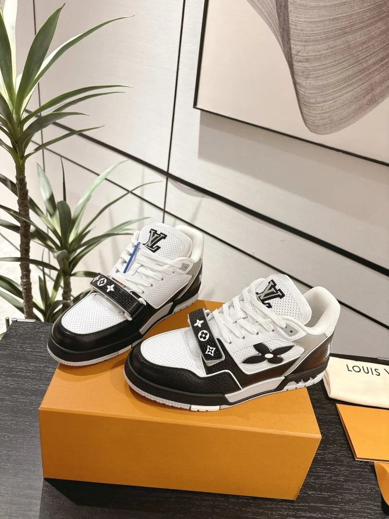 Louis Vuitton Trainer Sneaker Youthful 31665