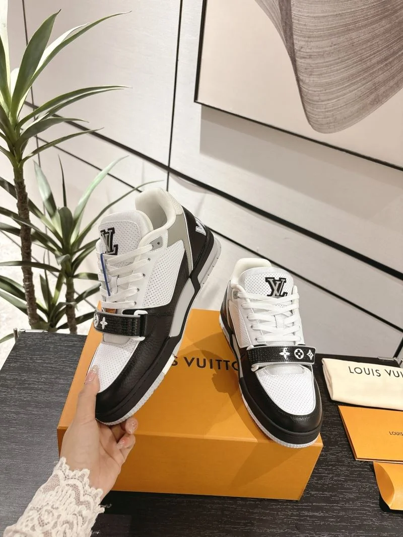 Louis Vuitton Trainer Sneaker Youthful 31665