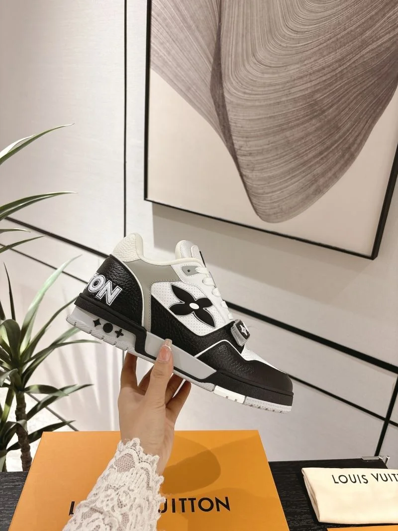 Louis Vuitton Trainer Sneaker Youthful 31665