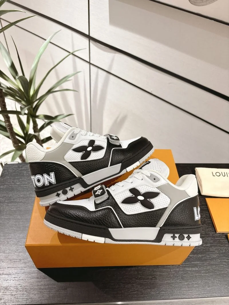 Louis Vuitton Trainer Sneaker Youthful 31665