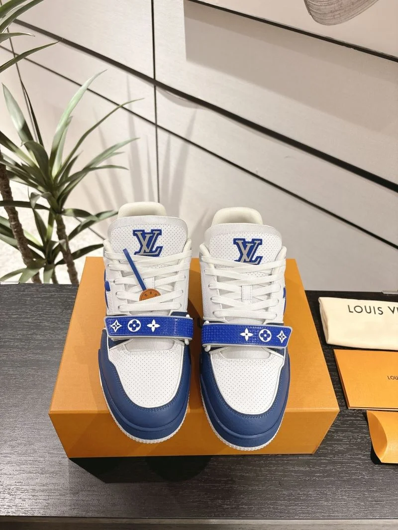 Attractive Louis Vuitton Trainer Sneaker 31651