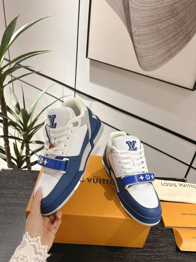 Attractive Louis Vuitton Trainer Sneaker 31651