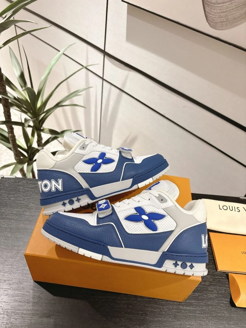 Attractive Louis Vuitton Trainer Sneaker 31651