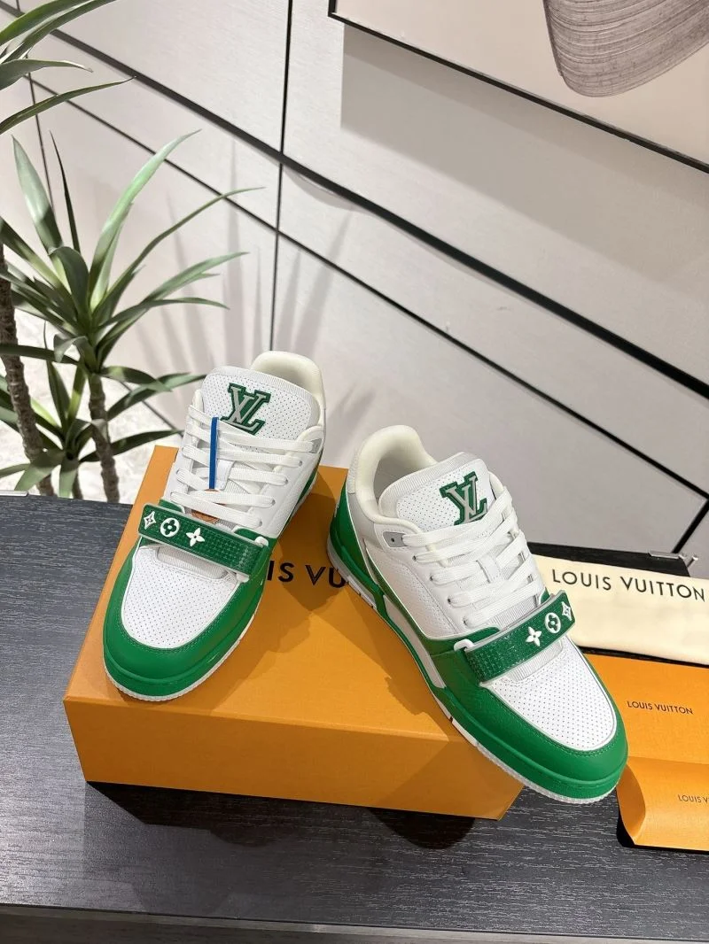 Louis Vuitton Trainer Sneaker SmoothTexture 31669