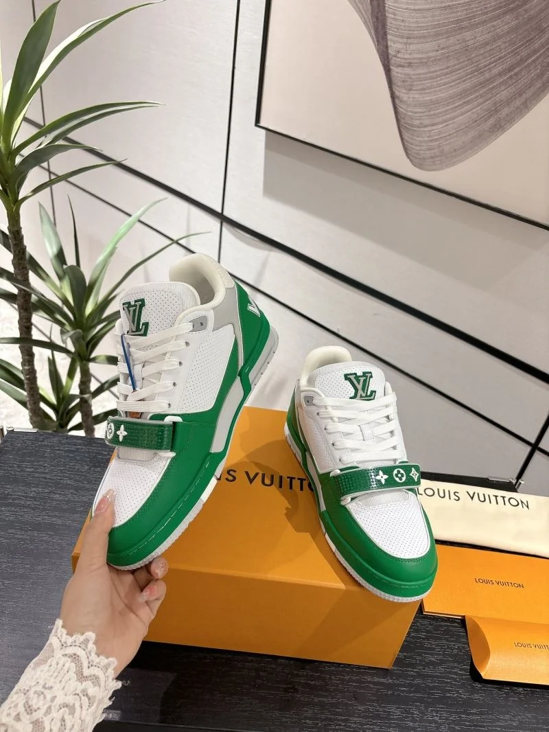 Louis Vuitton Trainer Sneaker SmoothTexture 31669