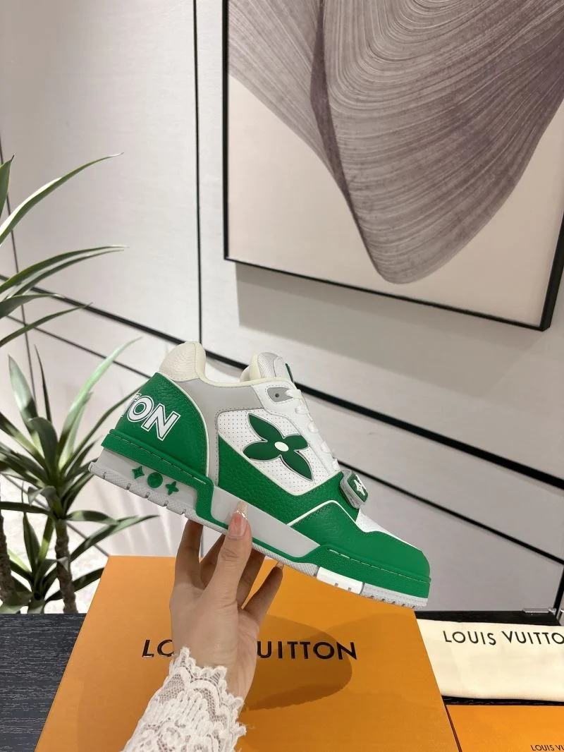 Louis Vuitton Trainer Sneaker SmoothTexture 31669