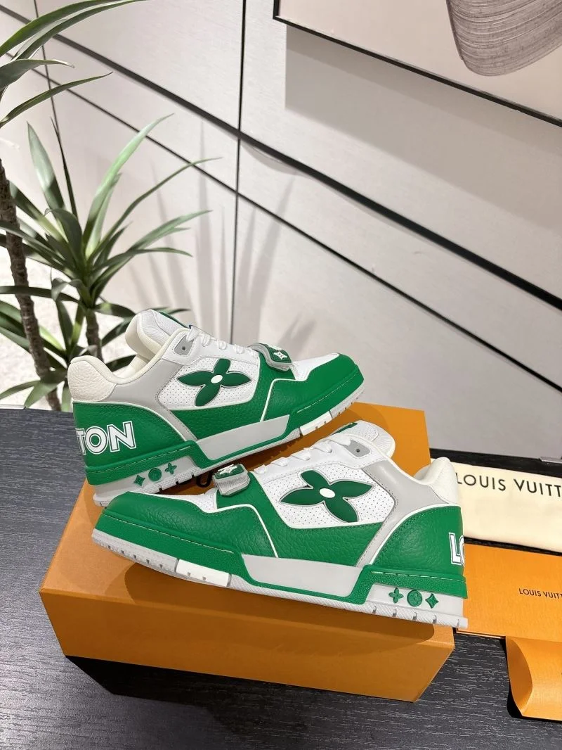 Louis Vuitton Trainer Sneaker SmoothTexture 31669