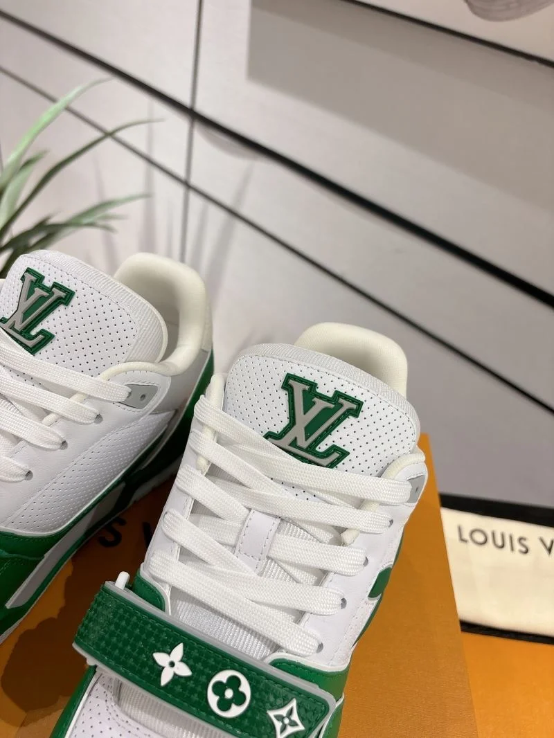 Louis Vuitton Trainer Sneaker SmoothTexture 31669