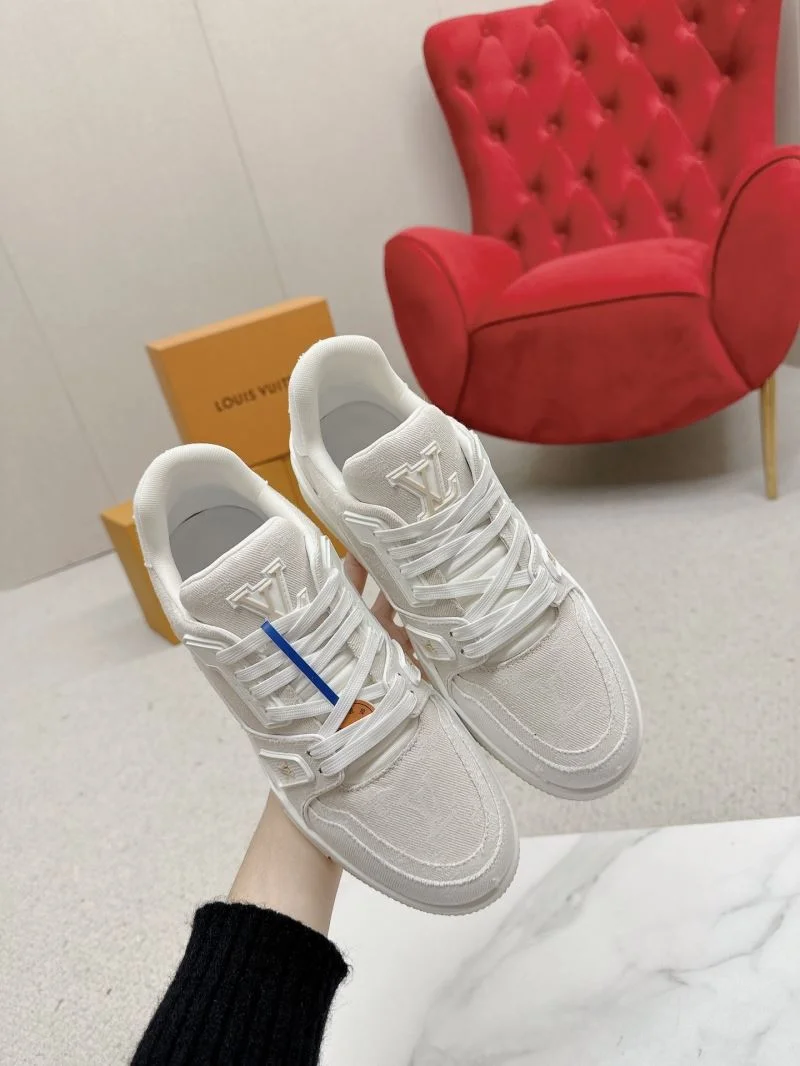 Louis Vuitton Trainer Sneaker Soft 31650
