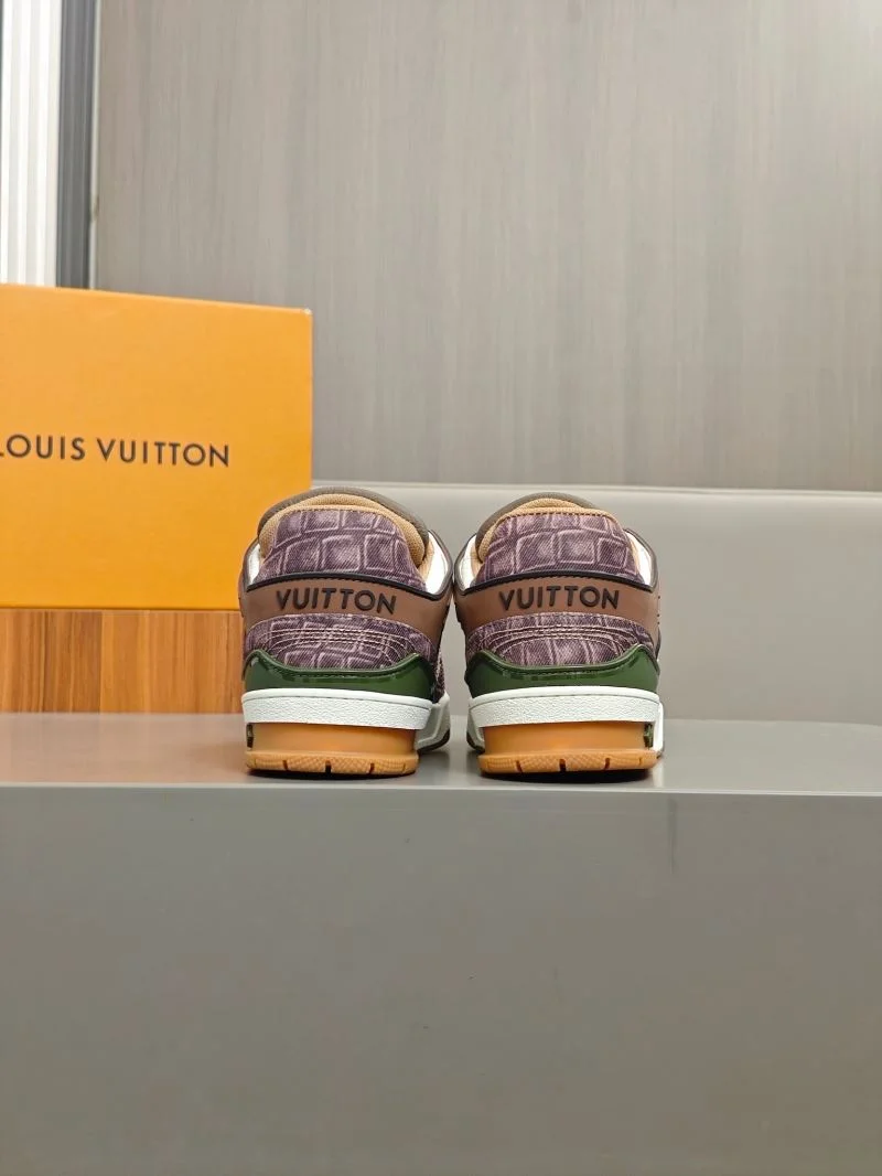 Unisex Louis Vuitton Trainer Sneaker 32561