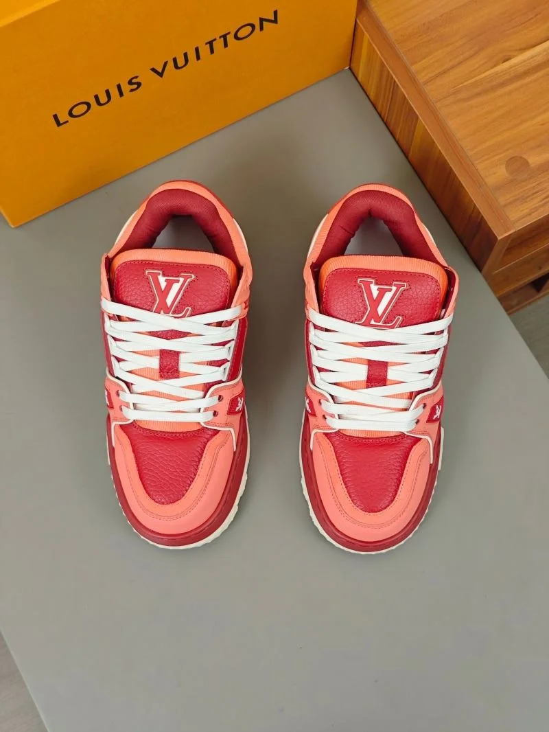 Stylish Louis Vuitton Trainer Sneaker 32571